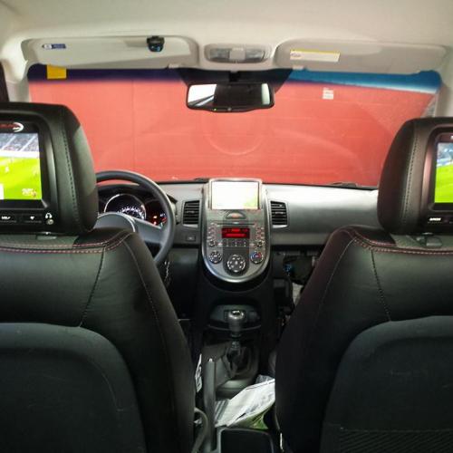 Central Multimídia com Tela Encosto de Cabeça