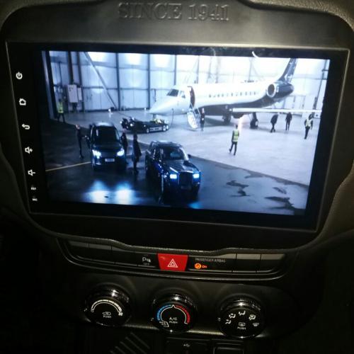 Central Mutimídia Renegade