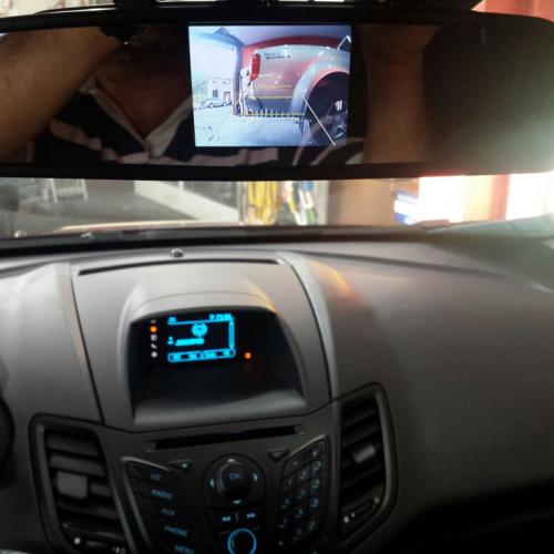 Retrovisor com Câmera de Ré